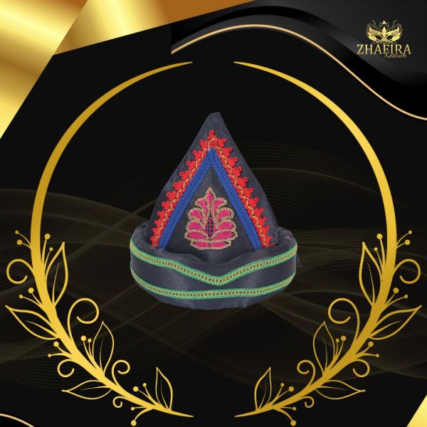 TOPI ADAT B