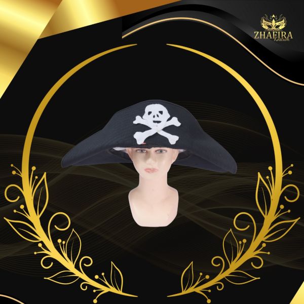 TOPI BAJAK LAUT