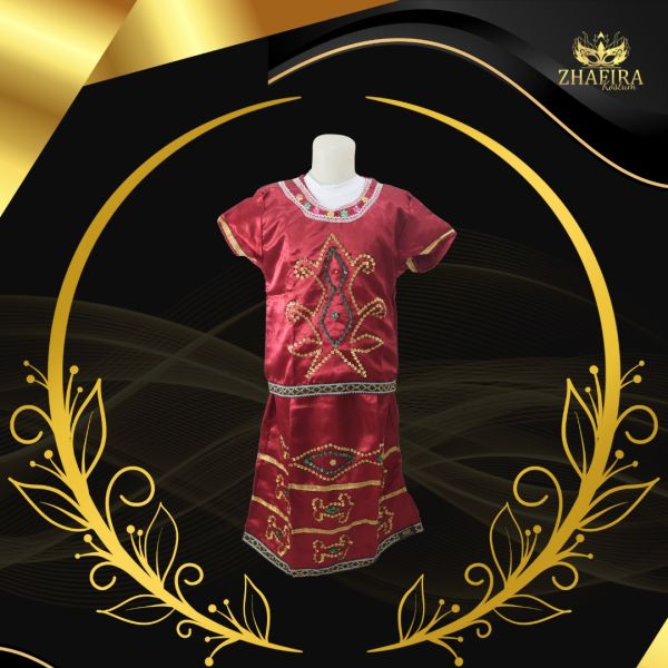 BAJU ADAT DAYAK WANITA